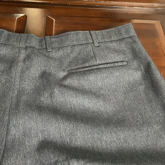 Action Slacks by Levis Strauss & Co Dress/Casual Pant size 40x24 - Picture 7 of 10